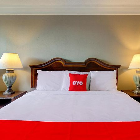 Oyo Hotel Douglas Ga Us-441 Dış mekan fotoğraf