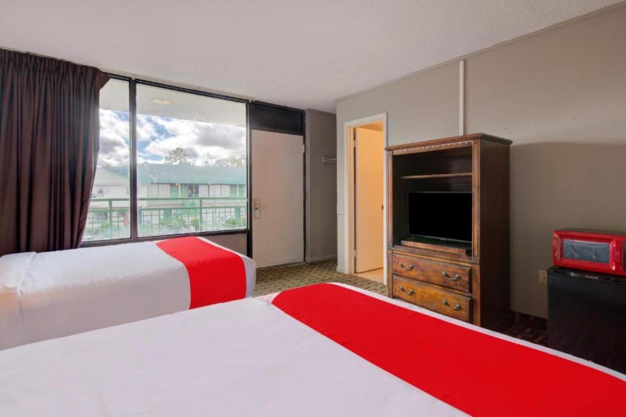 Oyo Hotel Douglas Ga Us-441 Dış mekan fotoğraf