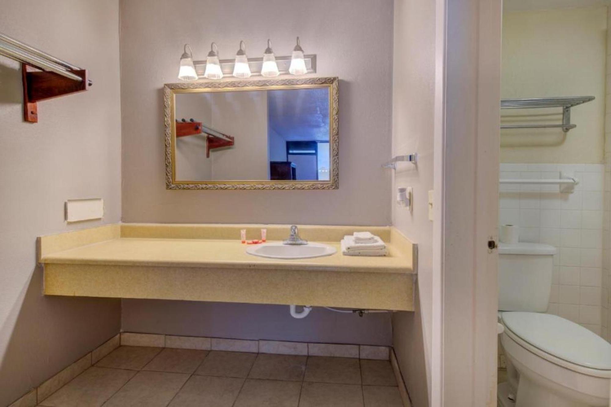 Oyo Hotel Douglas Ga Us-441 Dış mekan fotoğraf
