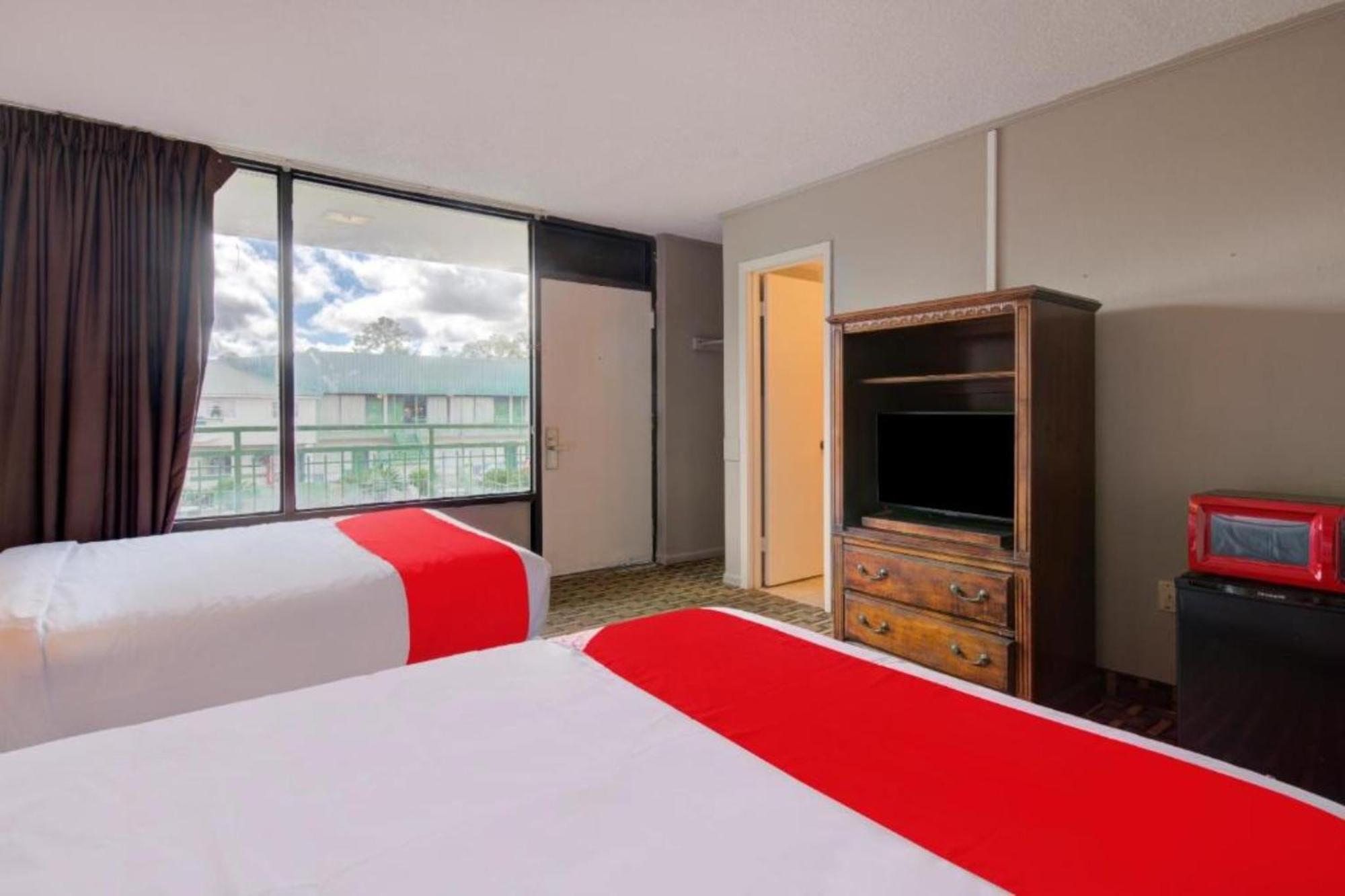 Oyo Hotel Douglas Ga Us-441 Dış mekan fotoğraf